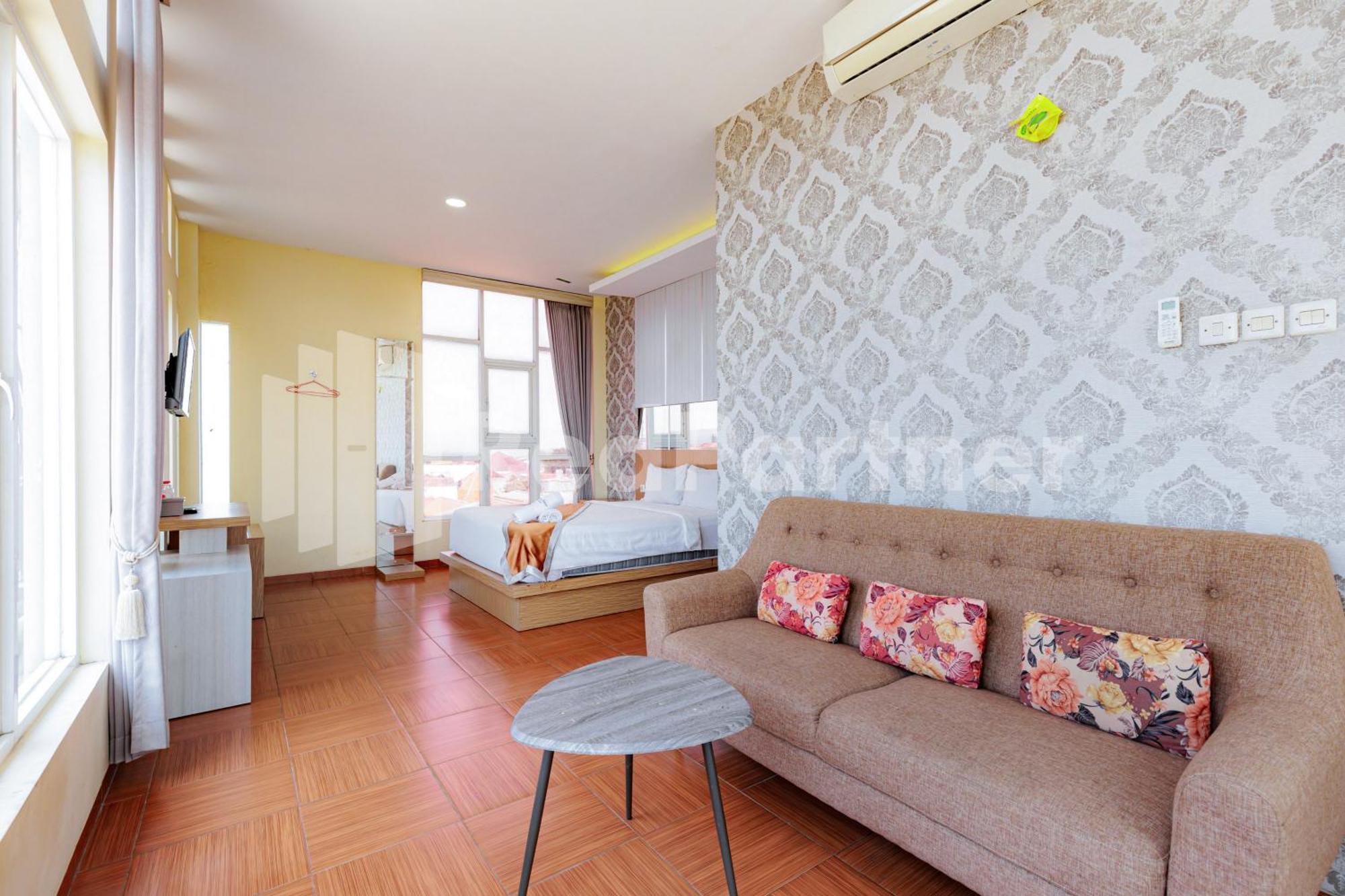 De Malang Sweet Homestay Syariah Mitra Reddoorz Exteriör bild
